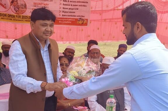 चान्हो के मदरसा चौक में मॉडर्न पब्लिक स्कूल का किया गया उद्घाटन चान्हो के मदरसा चौक में मॉडर्न पब्लिक स्कूल का किया गया उद्घाटन