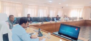 लातेहार:उपायुक्त की अध्यक्षता में औद्योगिक प्रशिक्षण संस्थानों और श्रम विभाग की समीक्षा बैठक संपन्न