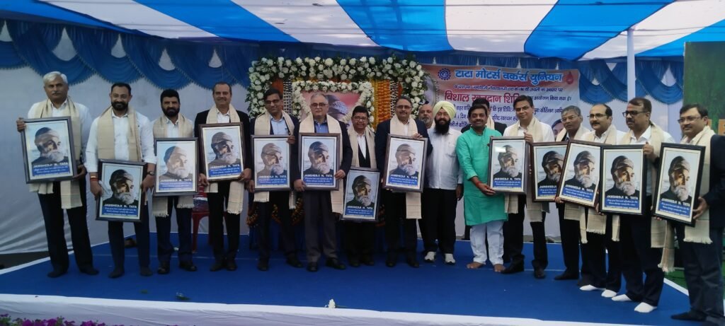 टाटा मोटर्स वर्कर्स यूनियन रक्तदान में रचा इतिहास,कुल 2906 यूनिट हुआ रक्त संग्रहित।