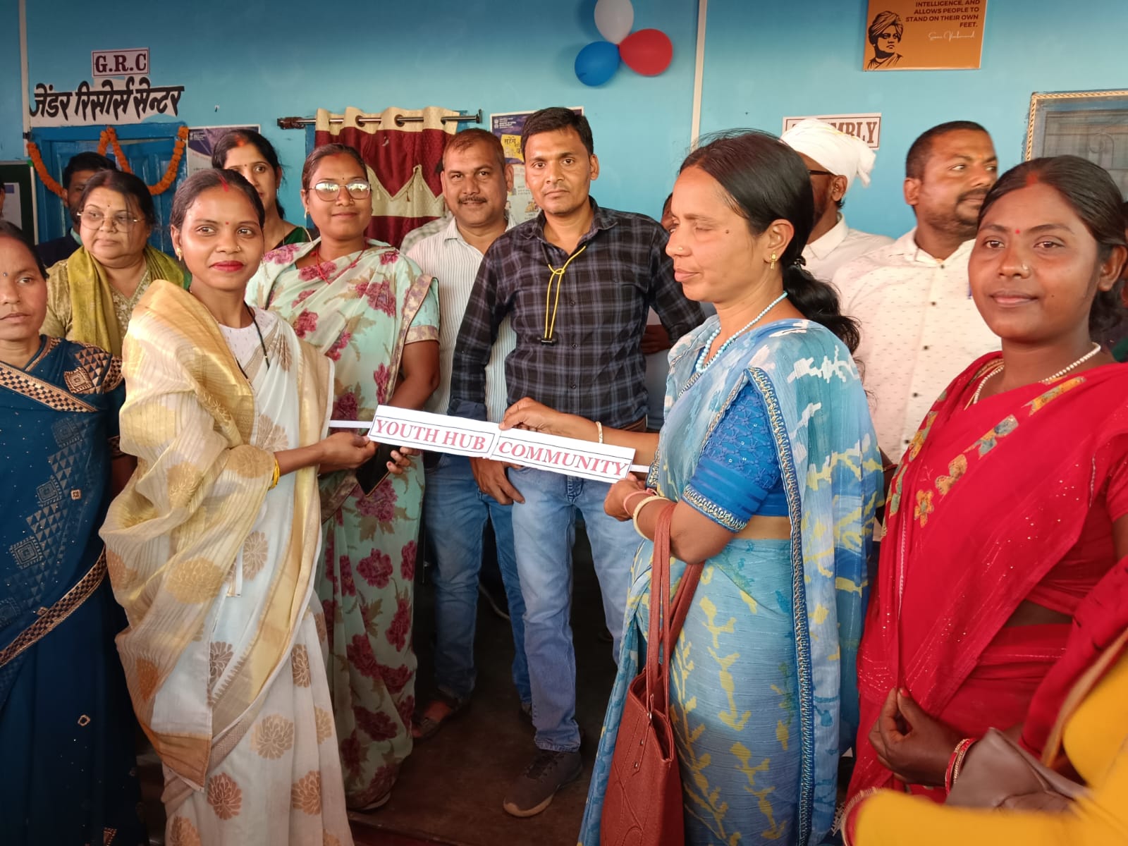 सतबरवा में युवा कंपास कार्यालय का भव्य उद्घाटन,स्वरोजगार व आत्मनिर्भरता पर जोर