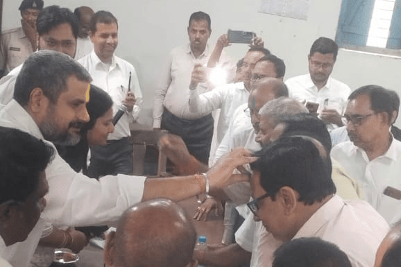 राजमहल अधिवक्ता संघ ने होली मिलन समारोह का किया आयोजन राजमहल अधिवक्ता संघ ने होली मिलन समारोह का किया आयोजन