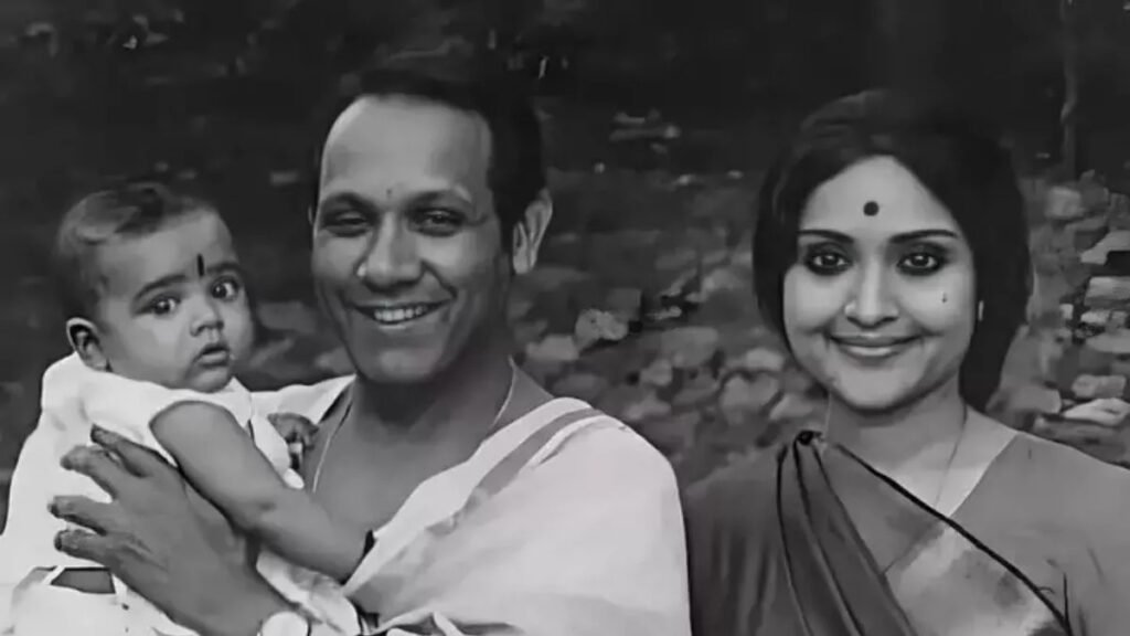 मां वैजयंतीमाला की तरह बेटे ने भी सिनेमा में आजमाई किस्मत,लेकिन 4 फिल्मों के बाद कह दिया अलविदा मां वैजयंतीमाला की तरह बेटे ने भी सिनेमा में आजमाई किस्मत,लेकिन 4 फिल्मों के बाद कह दिया अलविदा