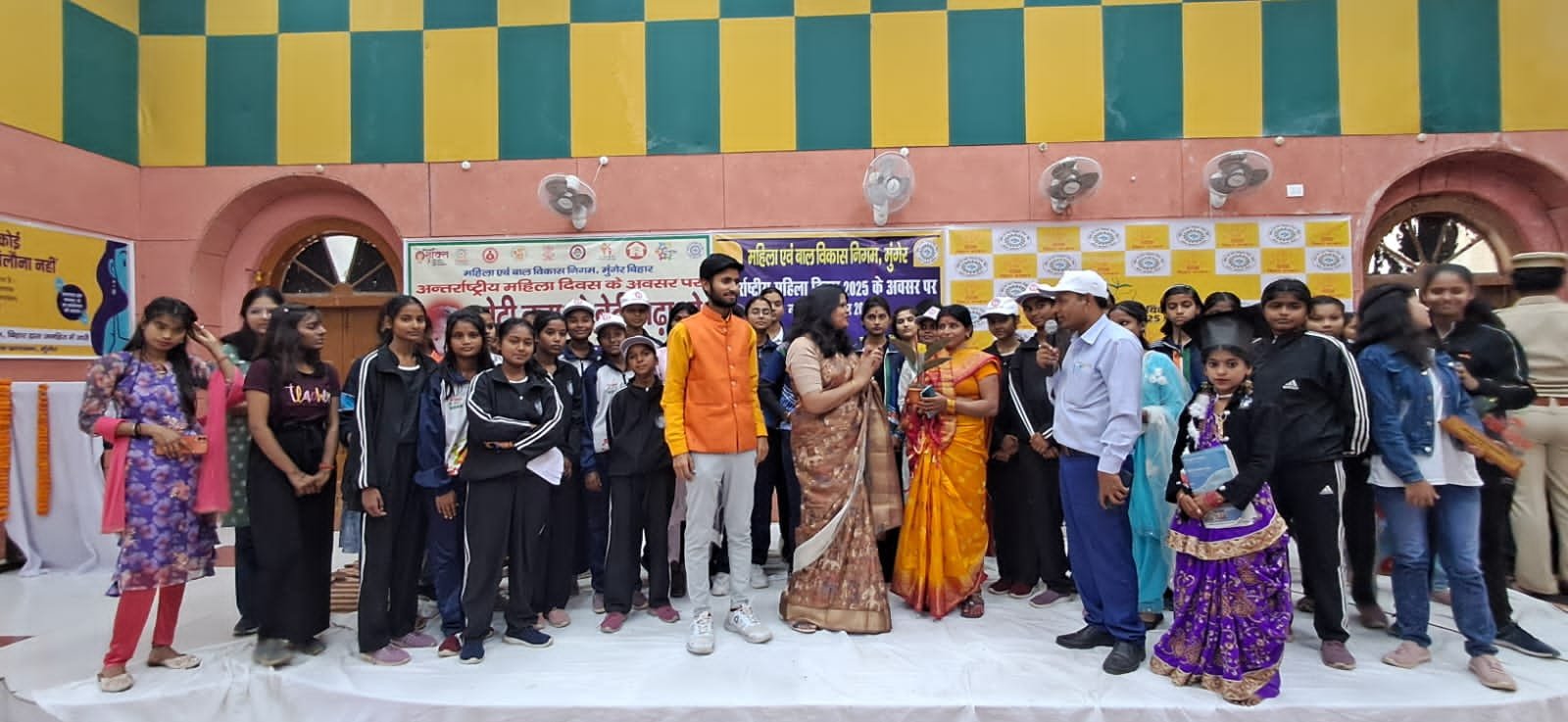 जनकल्याण शिव शक्ति हरिमोहन फाउंडेशन जिला प्रशासन द्वारा बेस्ट वूमेंस सपोर्टिंग संस्था के तौर पर सम्मानित हुए जनकल्याण शिव शक्ति हरिमोहन फाउंडेशन जिला प्रशासन द्वारा बेस्ट वूमेंस सपोर्टिंग संस्था के तौर पर सम्मानित हुए