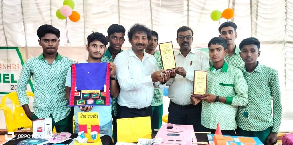 साहेबगंज जिला स्तरीय प्रतियोगिता में जूहीबोना विद्यालय के छात्रों ने किया उत्कृष्ट प्रदर्शन साहेबगंज जिला स्तरीय प्रतियोगिता में जूहीबोना विद्यालय के छात्रों ने किया उत्कृष्ट प्रदर्शन