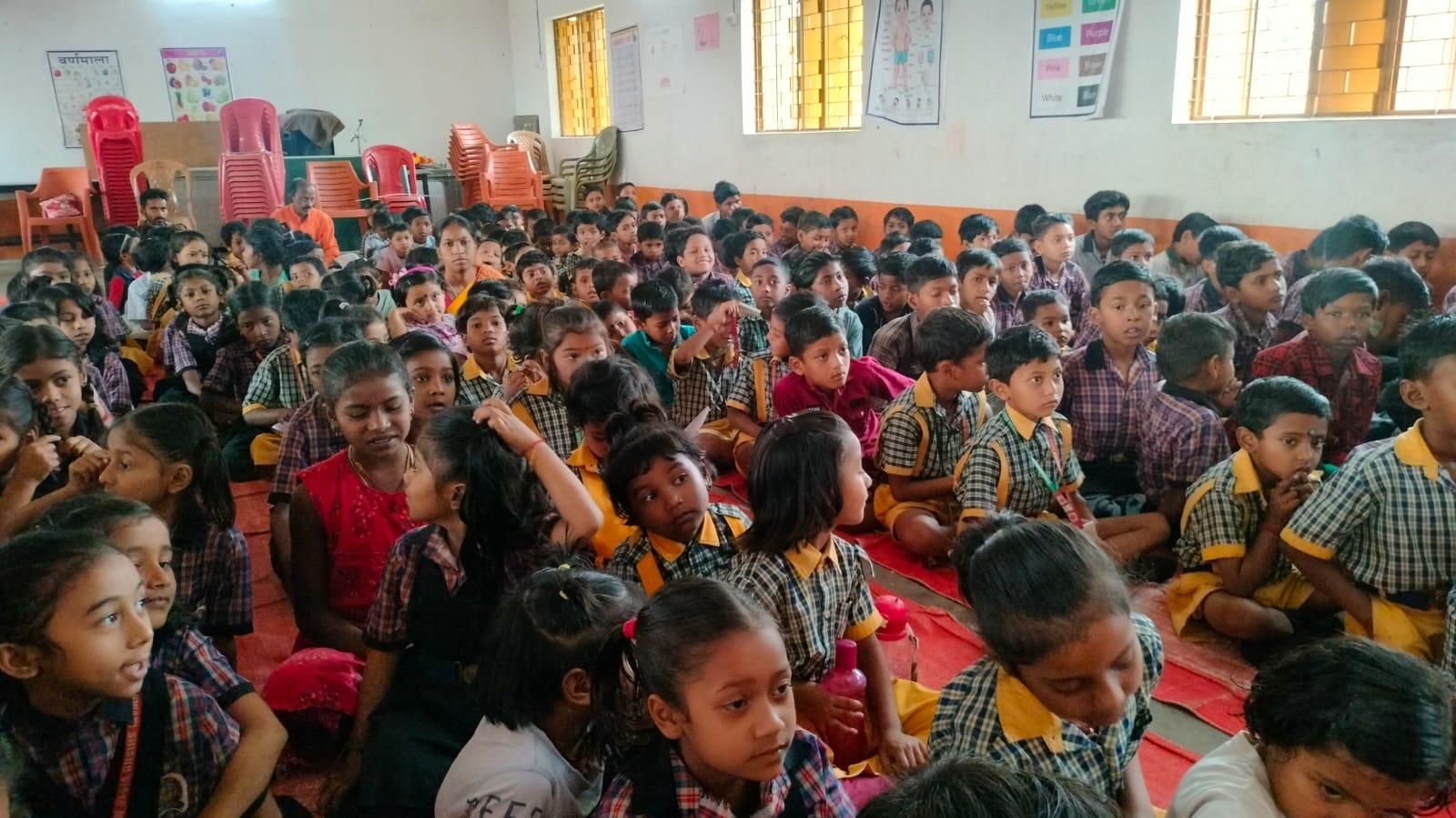 बोरियों सरस्वती शिशु विद्या मंदिर में धूमधाम से मनाई गई भगवान महावीर जयंती