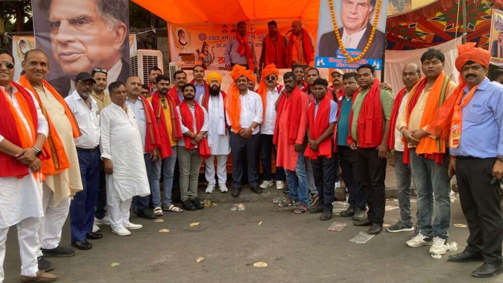 आरके सिंह फैंस क्लब साकची में लगाया शिविर