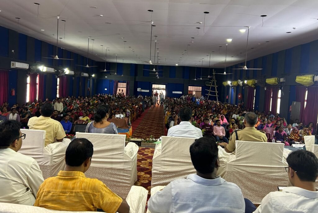 लातेहार में धूमधाम से मनाया गया जिला स्थापना दिवस, विकास मेला सह परिसंपत्ति वितरण कार्यक्रम का आयोजन लातेहार में धूमधाम से मनाया गया जिला स्थापना दिवस, विकास मेला सह परिसंपत्ति वितरण कार्यक्रम का आयोजन