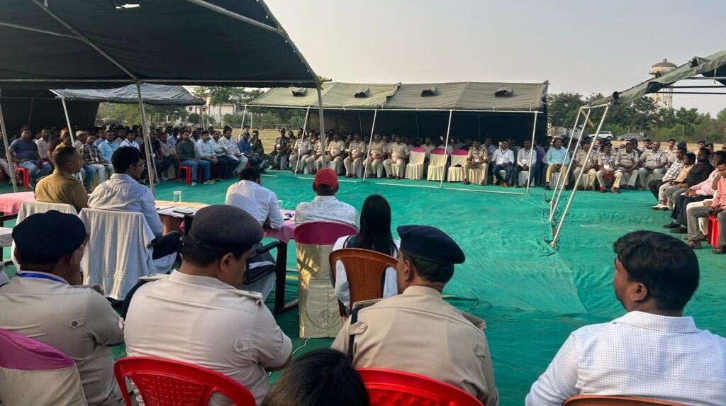 रामनवमी को लेकर उपायुक्त एवं पुलिस अधीक्षक ने की संयुक्त ब्रीफिंग, शांति व्यवस्था को लेकर दिए सख्त निर्देश