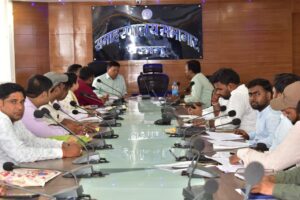प्राथमिकता के तहत चापाकल एवं जलमीनार कराएं दुरूस्त: डीडीसी