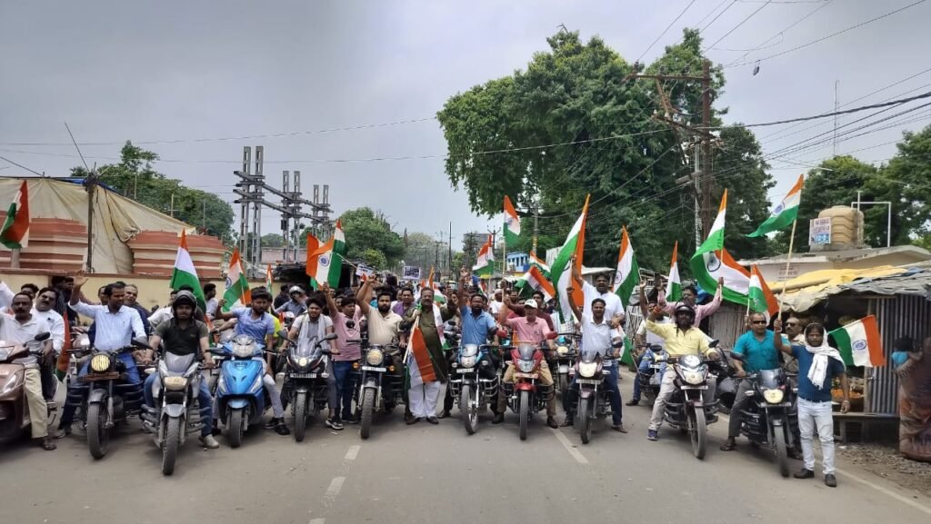 ऑपरेशन सिंदूर की सफलता को लेकर भाजपा कार्यकर्ताओं ने निकाला तिरंगा यात्रा ऑपरेशन सिंदूर की सफलता को लेकर भाजपा कार्यकर्ताओं ने निकाला तिरंगा यात्रा