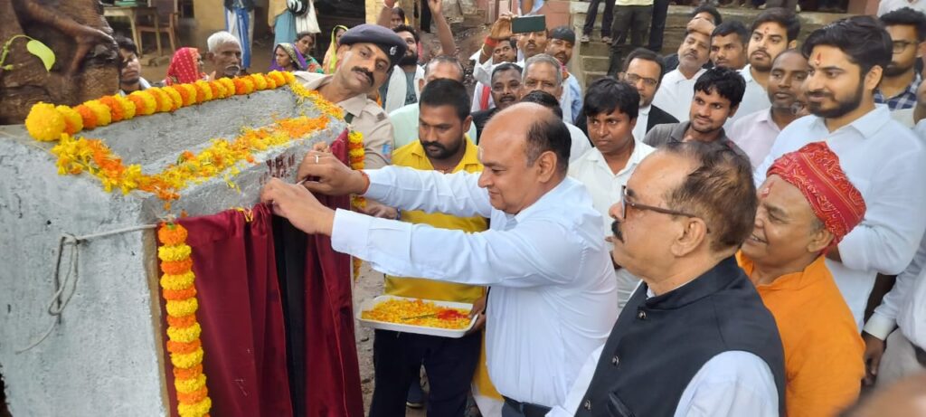 साहिबगंज में अधिवक्ता संघ भवन का शिलान्यास, चार मंजिला होगा निर्माण
