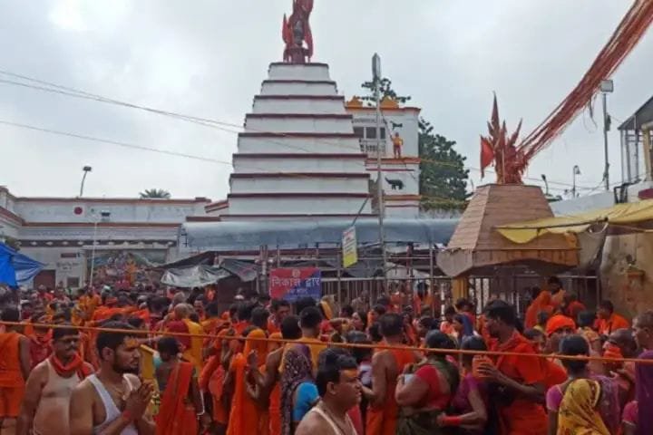 देवघर श्रावणी मेले के लिए 1150 सफाई कर्मियों की नियुक्ति हेतु टेंडर जारी, मजदूरी दर पर असमंजस देवघर श्रावणी मेले के लिए 1150 सफाई कर्मियों की नियुक्ति हेतु टेंडर जारी, मजदूरी दर पर असमंजस