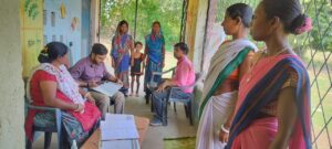 सीएचसी प्रभारी डॉ. साकेत सानू ने मरचो स्वास्थ्य केंद्र का किया औचक निरीक्षण