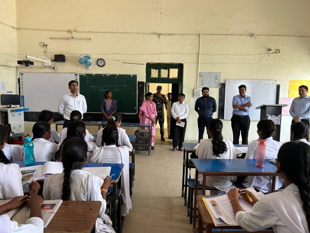 उपायुक्त ने उत्कृष्ट बालिका प्लस टू विद्यालय का किया औचक निरीक्षण, दी आवश्यक दिशा-निर्देश उपायुक्त ने उत्कृष्ट बालिका प्लस टू विद्यालय का किया औचक निरीक्षण, दी आवश्यक दिशा-निर्देश