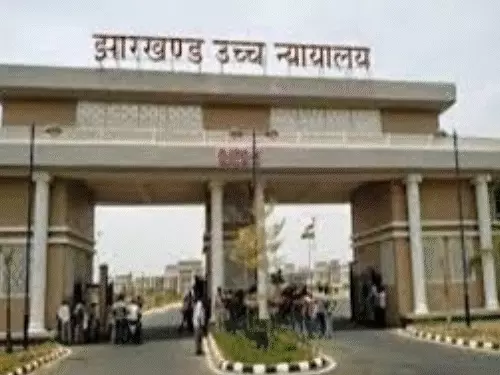 झारखंड से निकाले जाएंगे बांग्लादेशी और रोहिंग्या घुसपैठिए: STF करेगी पहचान, जिलों में बनेंगे होल्डिंग सेंटर झारखंड से निकाले जाएंगे बांग्लादेशी और रोहिंग्या घुसपैठिए: STF करेगी पहचान, जिलों में बनेंगे होल्डिंग सेंटर