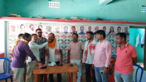 लातेहार:पंकज तिवारी के मनोनयन पर कांग्रेस कार्यकर्ताओं ने किया जोरदार स्वागत