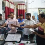 लातेहार:मादक पदार्थों के विरुद्ध मीडिया की भूमिका पर संगोष्ठी आयोजित, जनसंपर्क पदाधिकारी ने दिलाई नशा मुक्ति की शपथ