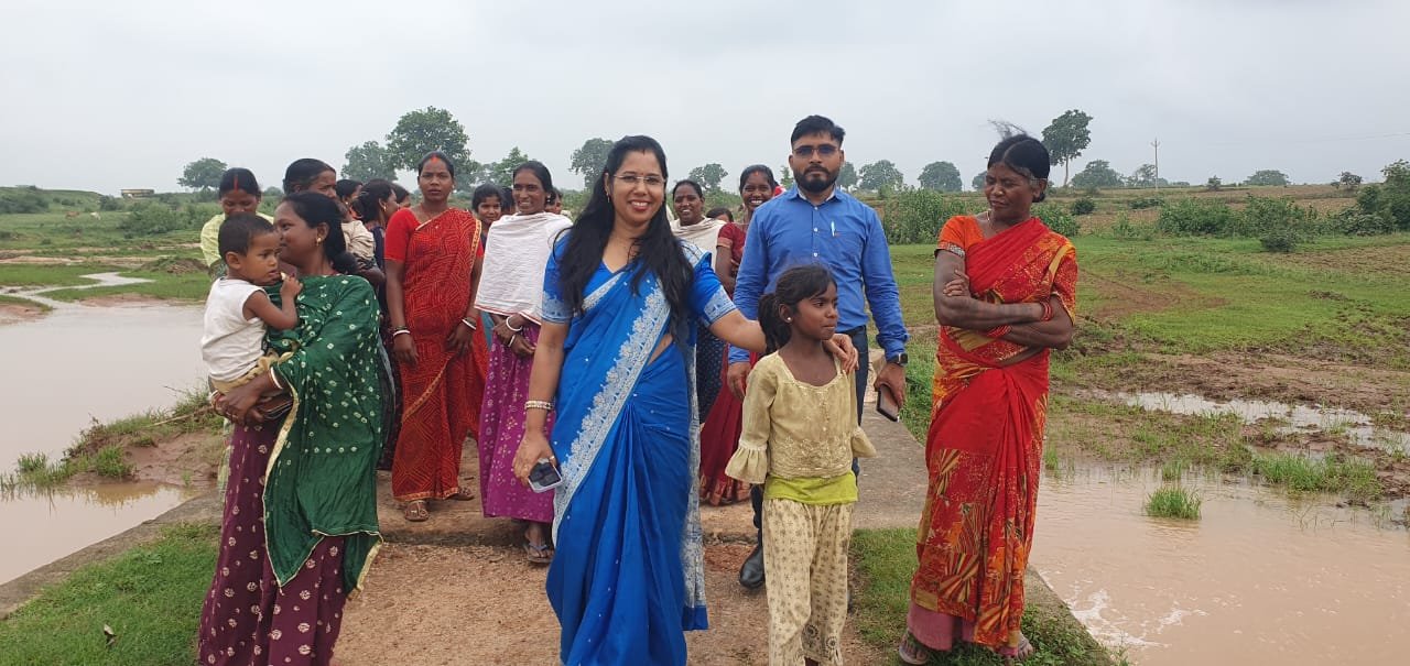 हूल दिवस: स्वतंत्रता के लिए आदिवासी बलिदान की अमर गाथा:अनीता देवी उपाध्यक्ष,जिला परिषद हूल दिवस: स्वतंत्रता के लिए आदिवासी बलिदान की अमर गाथा:अनीता देवी उपाध्यक्ष,जिला परिषद