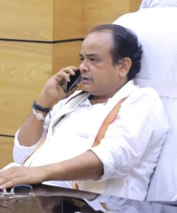 सरकारी अस्पतालों में यूट्यूबर्स और अनाधिकृत मीडियाकर्मियों के प्रवेश पर रोक: स्वास्थ्य मंत्री इरफान अंसारी का निर्देश