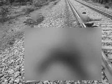 झारखंड के दो मजदूरों की छत्तीसगढ़ में ट्रेन से कटकर मौत, दो अन्य घायल झारखंड के दो मजदूरों की छत्तीसगढ़ में ट्रेन से कटकर मौत, दो अन्य घायल
