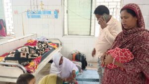 प्रसूता की मौत पर परिजनों ने किया जमकर हंगामा, नाइट में महिला डाॅक्टर नहीं आने का आरोप