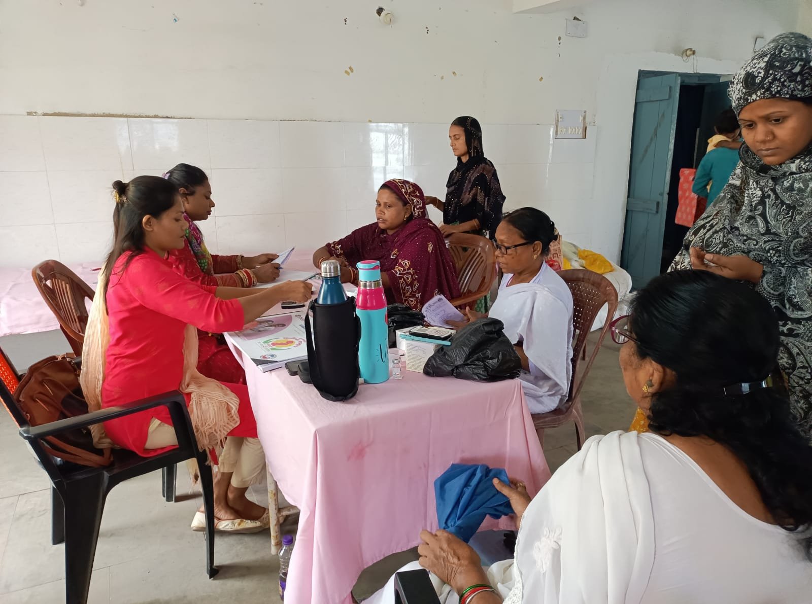 बरहड़वा में प्रधानमंत्री सुरक्षित मातृत्व अभियान के तहत गर्भवती महिलाओं के लिए विशेष स्वास्थ्य शिविर आयोजित बरहड़वा में प्रधानमंत्री सुरक्षित मातृत्व अभियान के तहत गर्भवती महिलाओं के लिए विशेष स्वास्थ्य शिविर आयोजित
