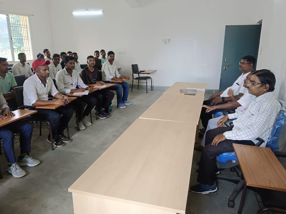 पंचायत सहायक के साथ बैठक सह प्रशिक्षण पंचायत सहायक के साथ बैठक सह प्रशिक्षण