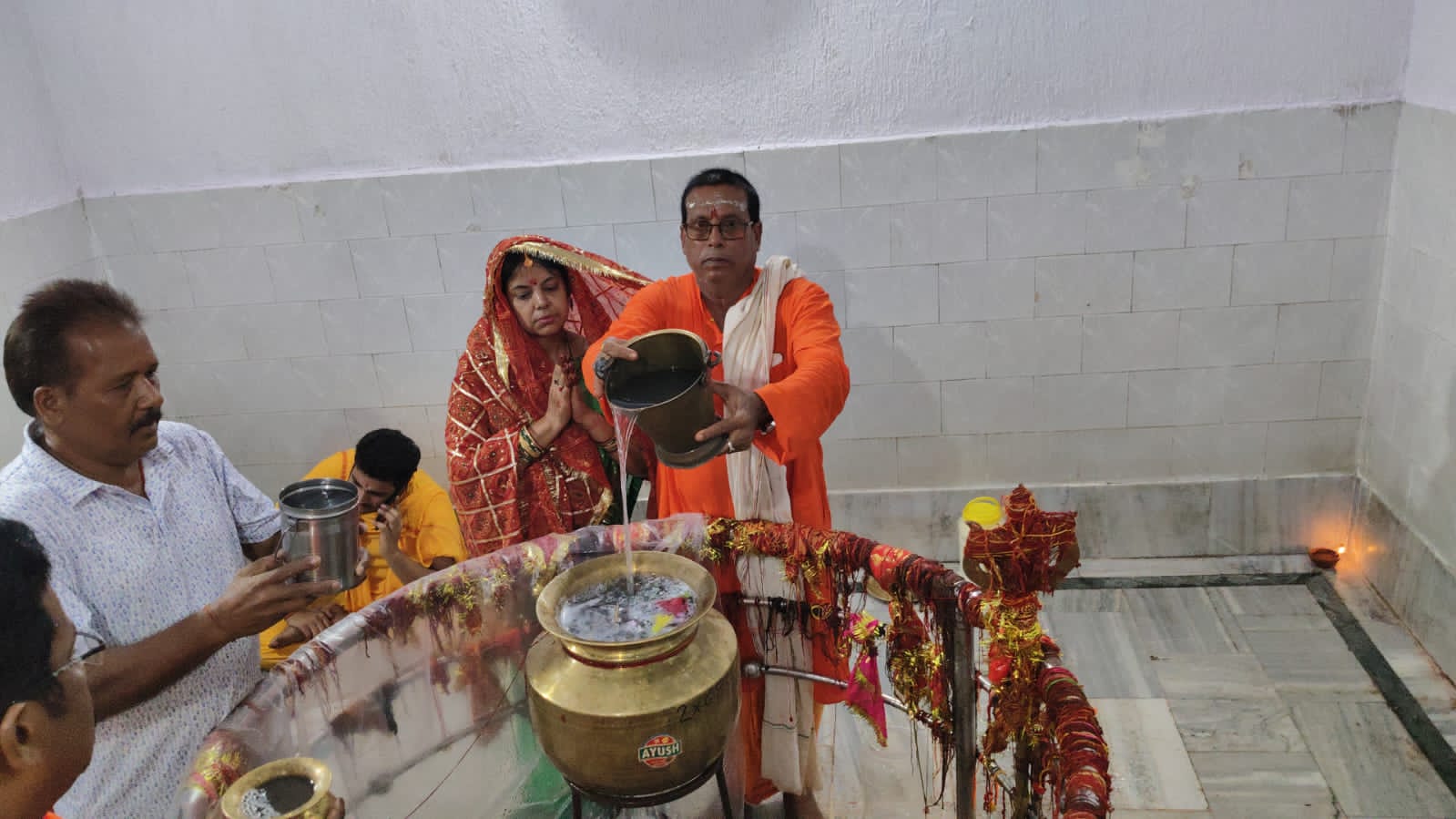 देवाकी बाबाधाम में 24 घंटे का अखंड महारुद्राभिषेक प्रारंभ