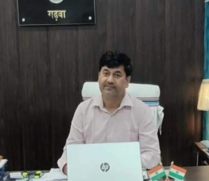 गढ़वा में ‘कॉफी विद एसडीएम’ कार्यक्रम 30 जुलाई को, खाद-बीज विक्रेताओं संग पारदर्शिता व समन्वय पर होगा मंथन। गढ़वा में ‘कॉफी विद एसडीएम’ कार्यक्रम 30 जुलाई को, खाद-बीज विक्रेताओं संग पारदर्शिता व समन्वय पर होगा मंथन।