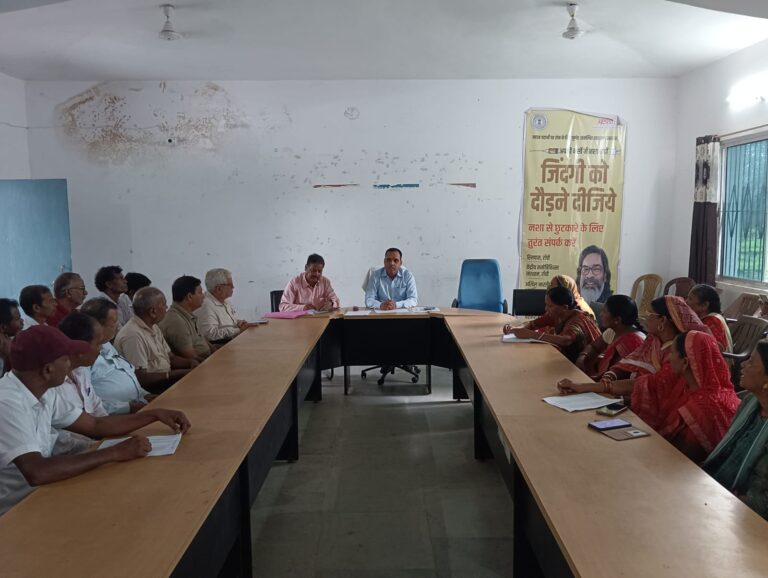 बीडीओ सह प्रखंड आपूर्ति पदाधिकारी ने राशन डीलरों के साथ की बैठक