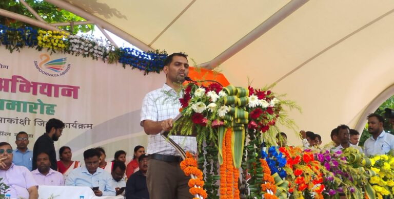गढ़वा:नीति आयोग का सम्मान,“संपूर्णता अभियान सम्मान समारोह”एवं“आकांक्षा हाट”का हुआ भव्य आयोजन