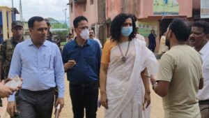 डीसी प्रेरणा दीक्षित ने घाघरा सीएचसी, पुस्तकालय व आंगनबाड़ी केंद्र का औचक निरीक्षण,दिए आवश्यक निर्देश