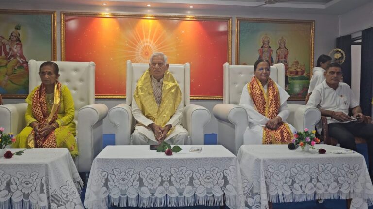 प्राकृतिक अपक्व आहार शिविर में लोगों ने जाना