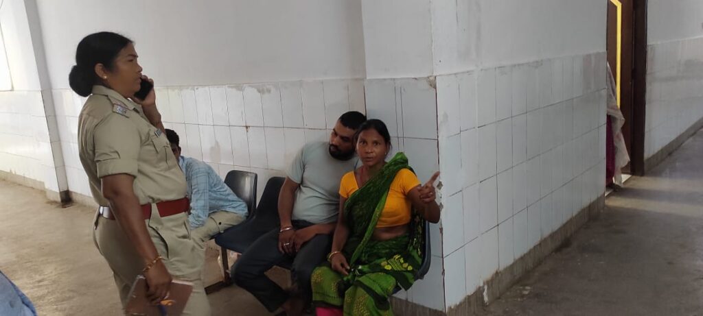 प्रसव के दौरान बच्चे की मौत,परिजनों ने अस्पताल में किया हंगामा व तोड़फोड़
