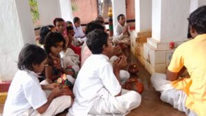 सरनाधाम:मानस मणि सेवा संस्थान के बच्चों ने पहली सोमवारी को श्रद्धा व उत्साह से रखा व्रत