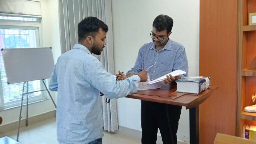 जन शिकायत निवारण में उपायुक्त ने सुनी ग्रामीणों की समस्या,दिए निदान के निर्देश जन शिकायत निवारण में उपायुक्त ने सुनी ग्रामीणों की समस्या,दिए निदान के निर्देश