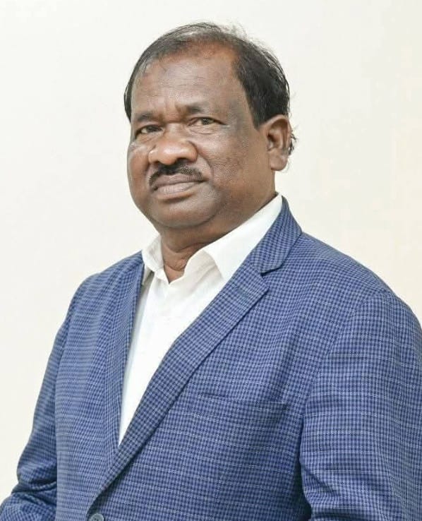 शिक्षा मंत्री रामदास सोरेन बाथरूम में गिरे,इलाज के लिए एयर एंबुलेंस से नई दिल्ली रवाना