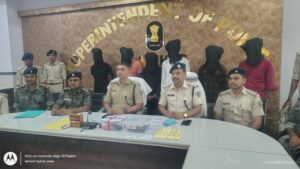 राहुल दुबे गिरोह के 6 सदस्य हथियार के साथ गिरफ्तार, कोयलांचल में तीन बड़ी आगजनी की घटनाओं का खुलासा