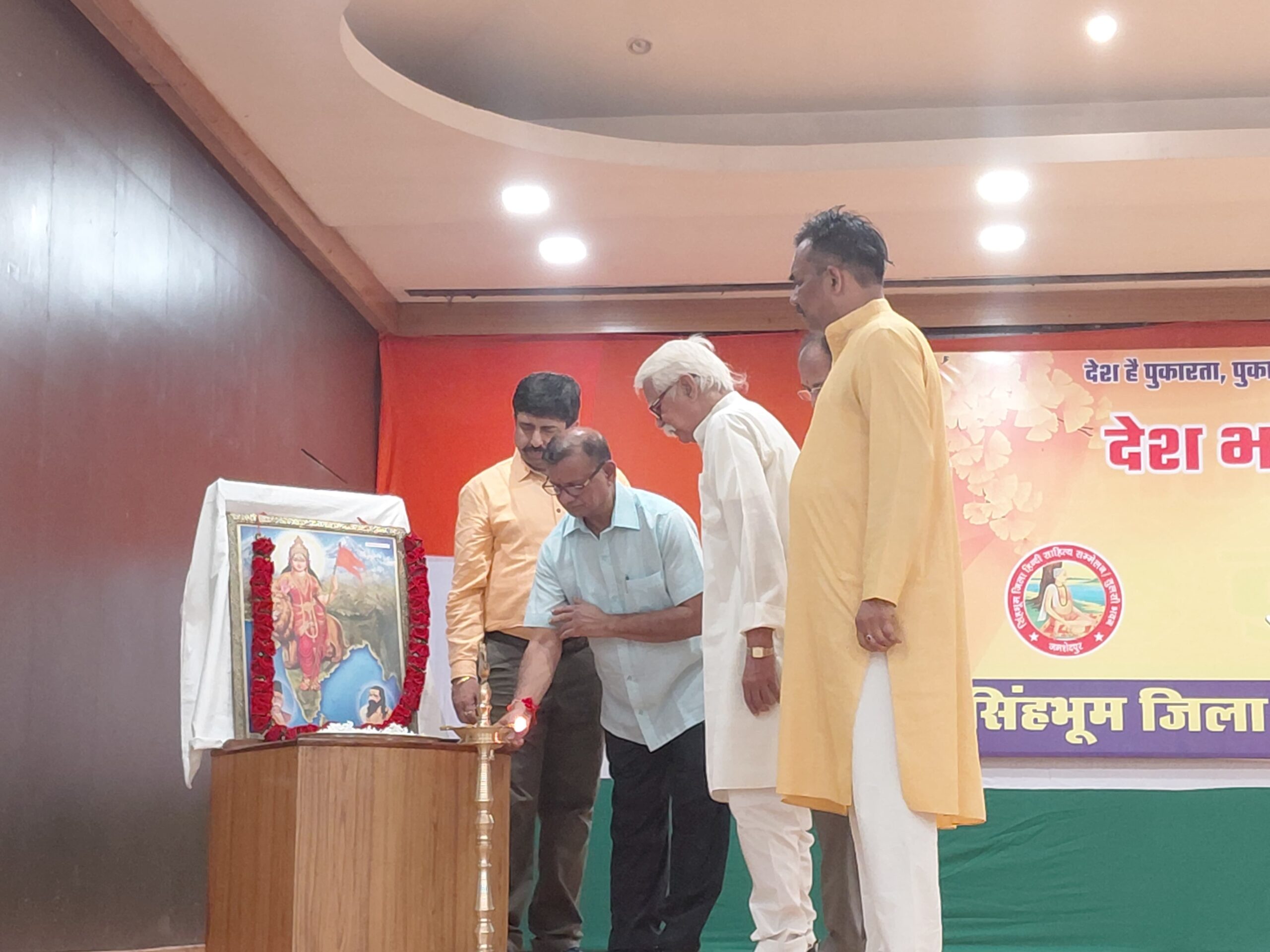 तुलसी भवन में देशभक्ति गीत प्रतियोगिता सम्पन्न