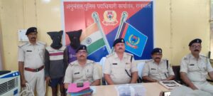 रिल बनाते समय दो युवक देसी कट्टा के साथ गिरफ्तार