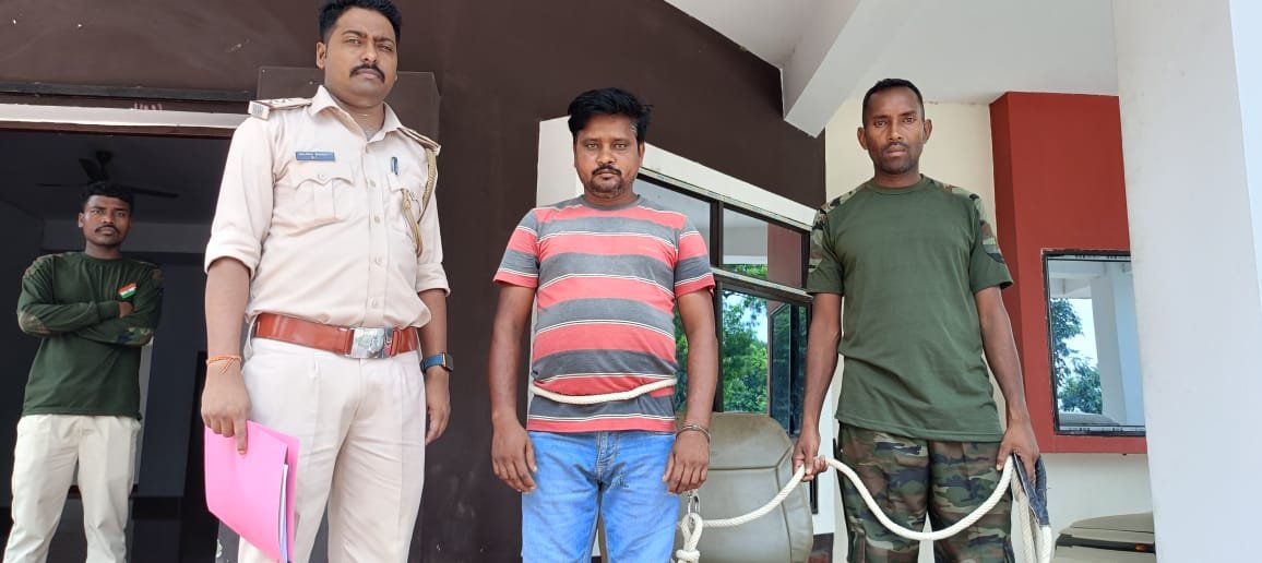 विवाहिता की मौत मामले में पति गिरफ्तार, भेजा गया जेल विवाहिता की मौत मामले में पति गिरफ्तार, भेजा गया जेल