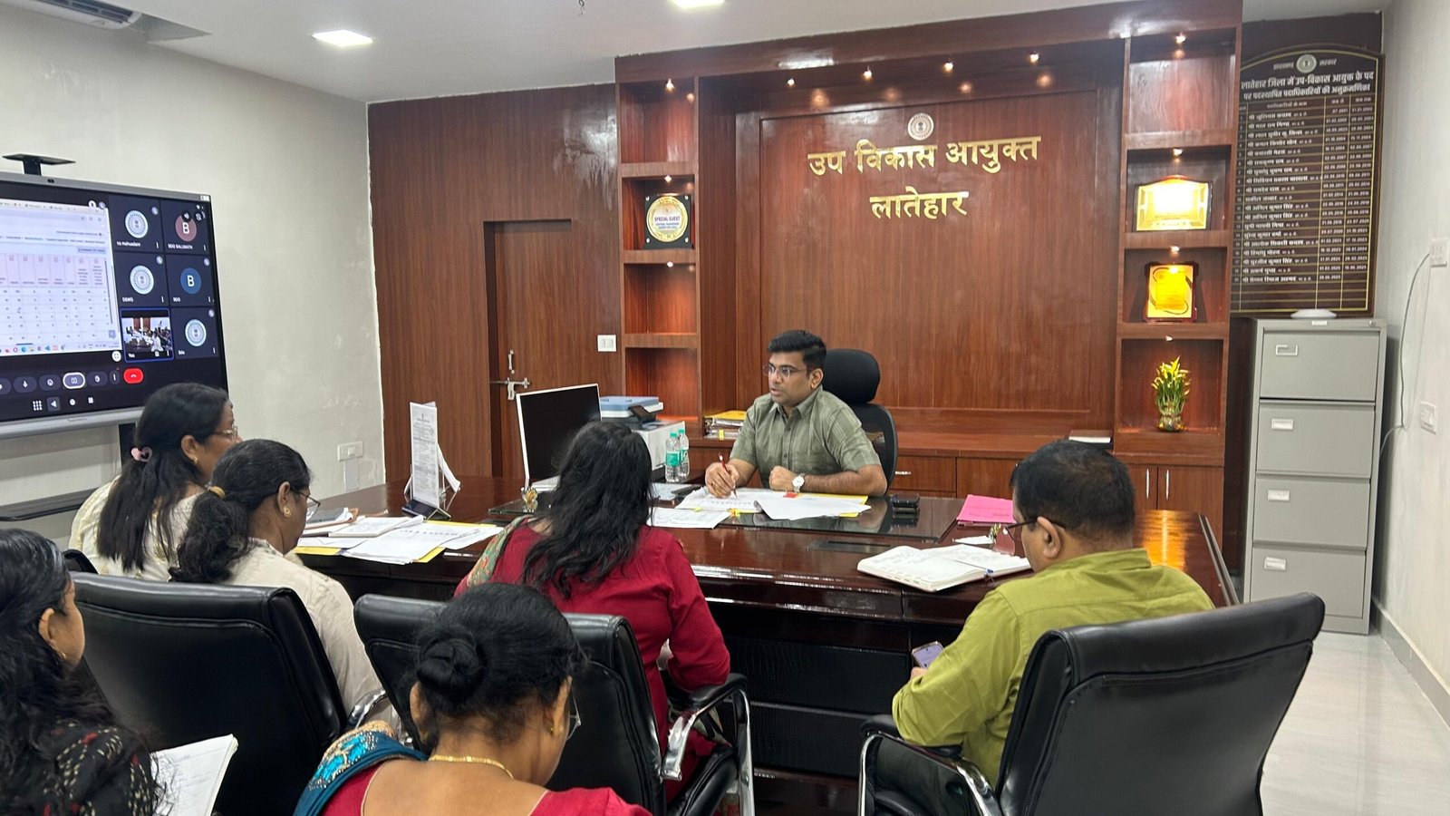लातेहार:डीडीसी ने समाज कल्याण योजनाओं की समीक्षा,25 अगस्त तक सभी लक्ष्यों की पूर्ति का निर्देश लातेहार:डीडीसी ने समाज कल्याण योजनाओं की समीक्षा,25 अगस्त तक सभी लक्ष्यों की पूर्ति का निर्देश