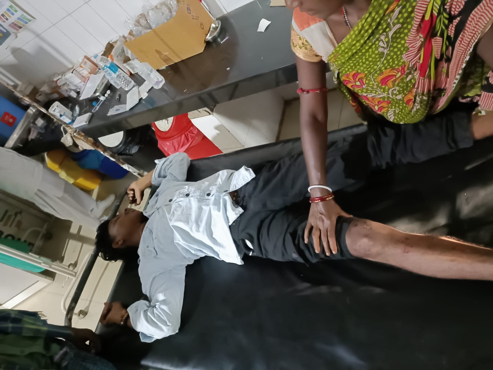 बोलेरो-पिकअप और बाइक की आमने-सामने टक्कर, दो युवक गंभीर रूप से घायल बोलेरो-पिकअप और बाइक की आमने-सामने टक्कर, दो युवक गंभीर रूप से घायल