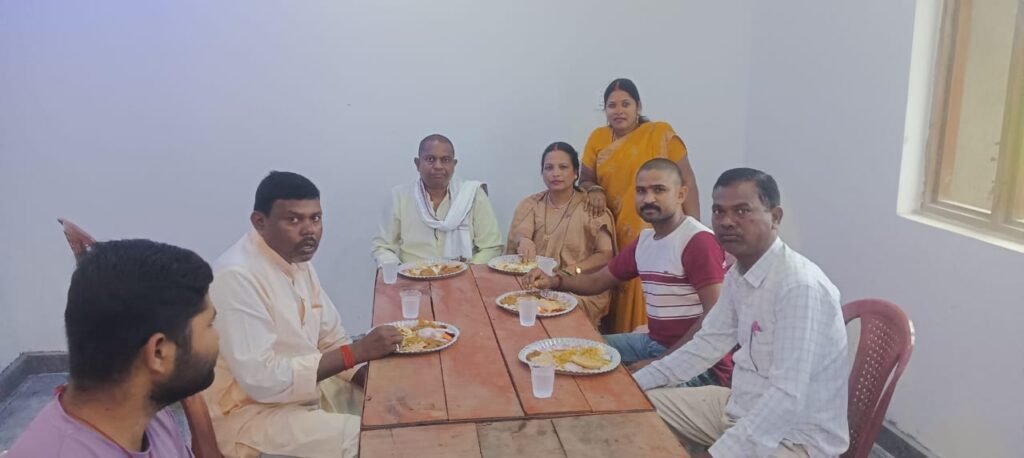 प्रखंड प्रमुख प्रतिमा देवी के नए आवास में हुआ गृह प्रवेश, विधायक व जिप अध्यक्ष हुए शामिल