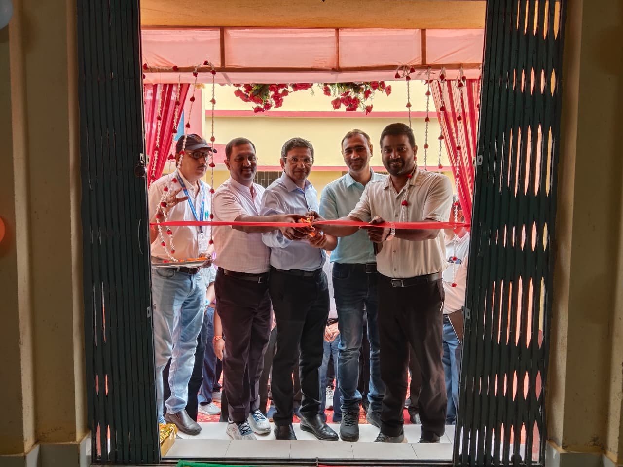 बरहरवा स्टेशन पर आधुनिक ड्राइवर विश्राम कक्ष का उद्घाटन