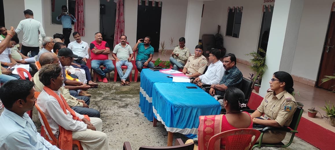 कोटालपोखर में दुर्गापूजा को लेकर शांति समिति की बैठक कोटालपोखर में दुर्गापूजा को लेकर शांति समिति की बैठक