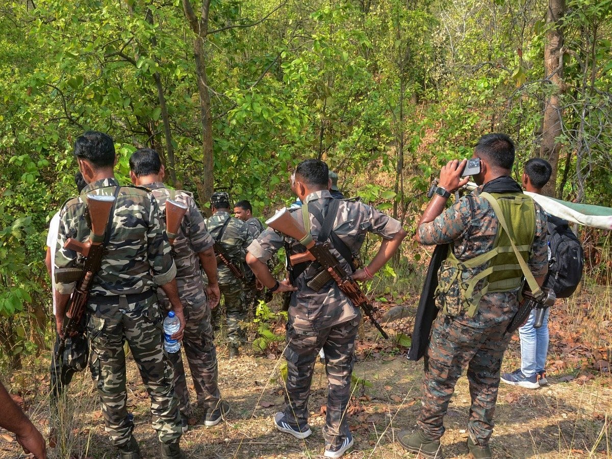 पलामू में सुरक्षाबलों की बड़ी सफलता, 5 लाख के इनामी नक्सली मुखदेव यादव ढेर