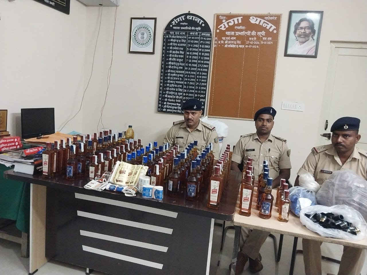 रांगा थाना पुलिस की बड़ी सफलता अवैध नकली विदेशी शराब फेक्ट्री का किया उद्भेदन