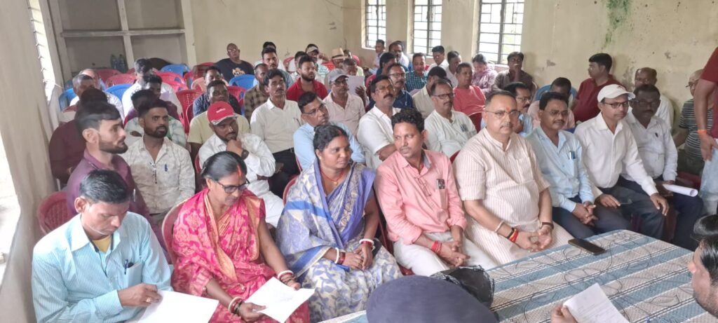 दुर्गा पूजा को लेकर गोमिया थाना में शांति समिति की बैठक संपन्न