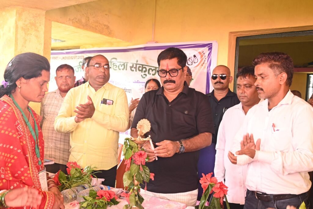 ललपनिया:स्वावलंबी सहकारी समिति की वार्षिक आम सभा,मंत्री योगेंद्र प्रसाद ने किया उद्घाटन